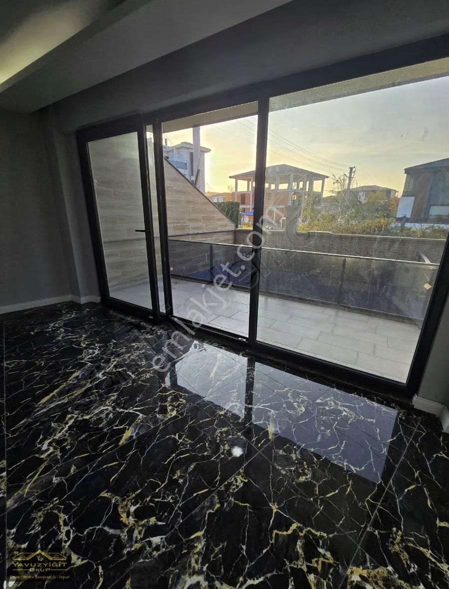 Karasu Havuzlu Muhteşem Villa - Görsel 21