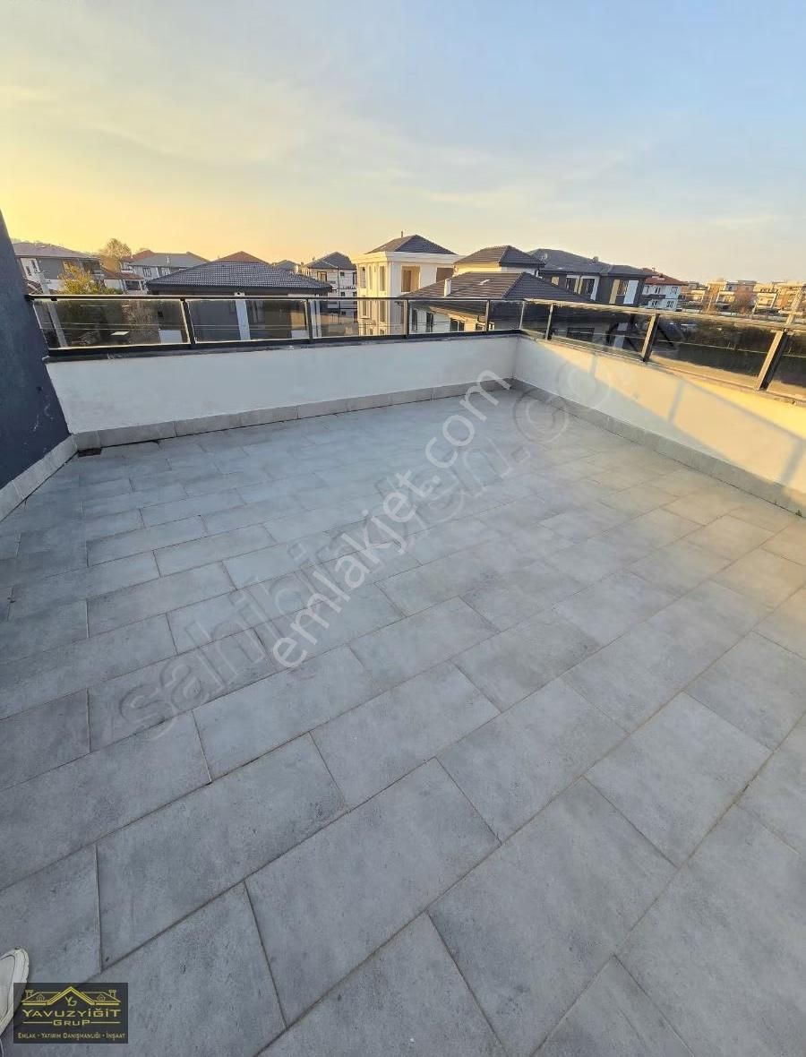 Karasu Havuzlu Muhteşem Villa - Görsel 6