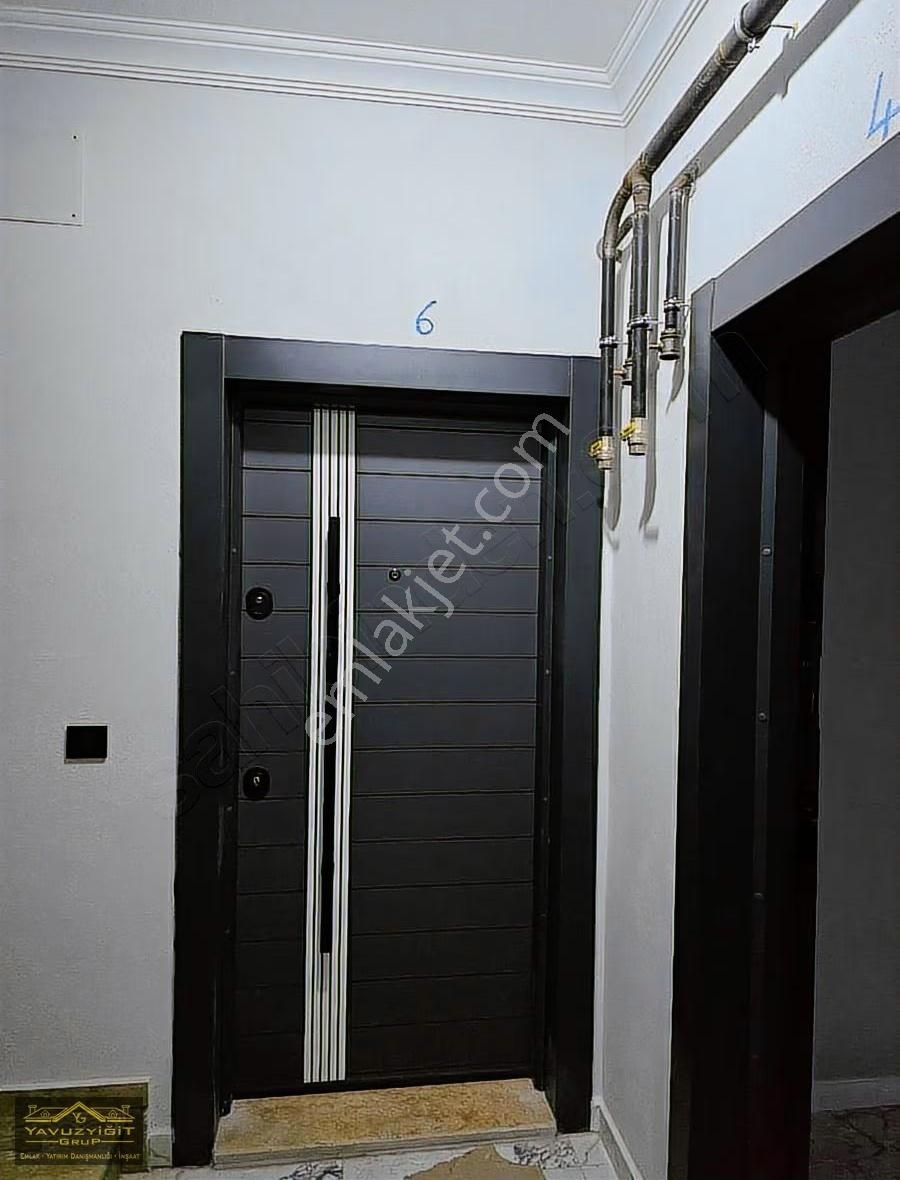 Karasu Aziziye Mah.3+1 Mutfak Ayrı Lüks Daire - Görsel 8