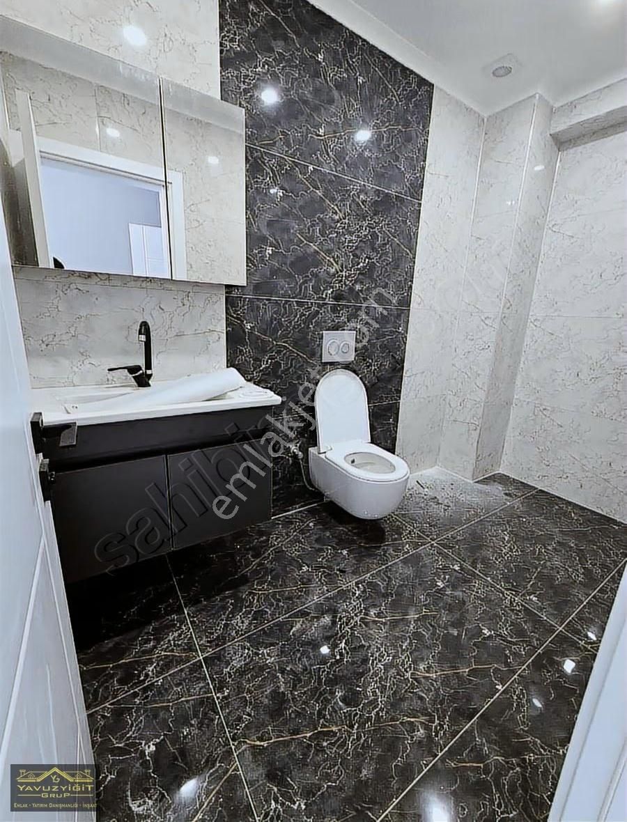 Karasu 4+1 Aziziye Mah. Yerden Isıtmalı Muhteşem Villa - Görsel 31