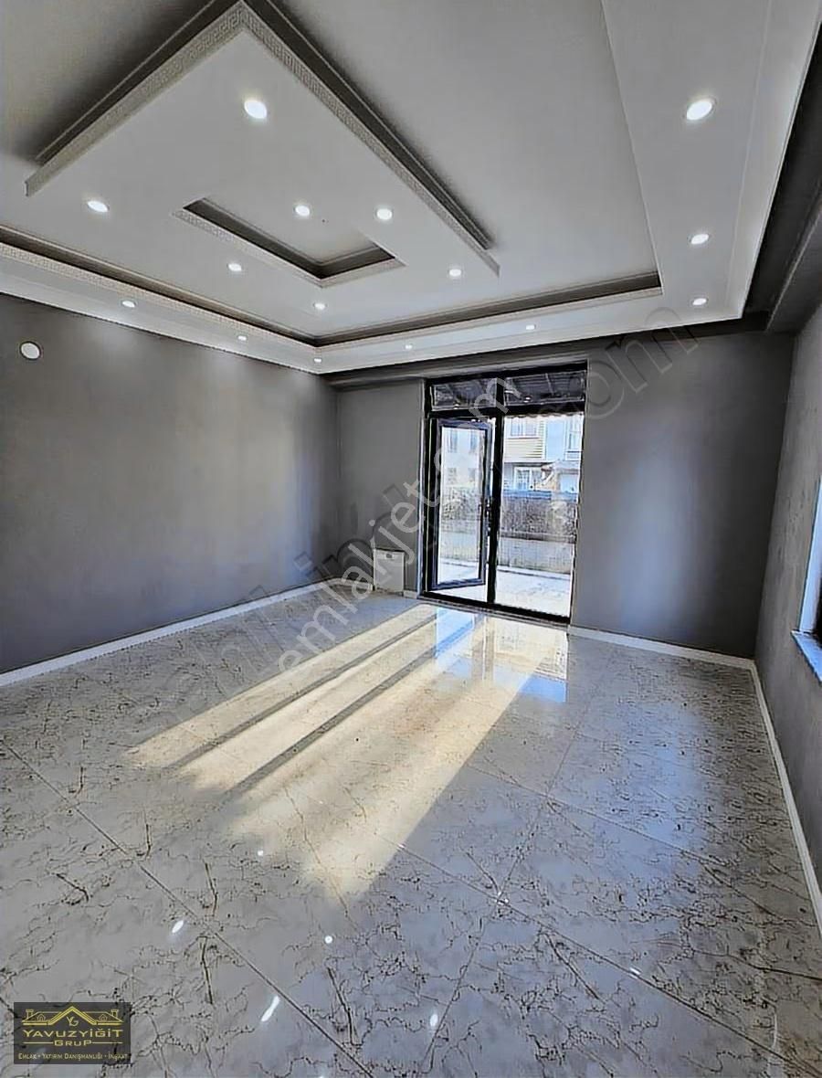 Karasu 4+1 Aziziye Mah. Yerden Isıtmalı Muhteşem Villa - Görsel 25