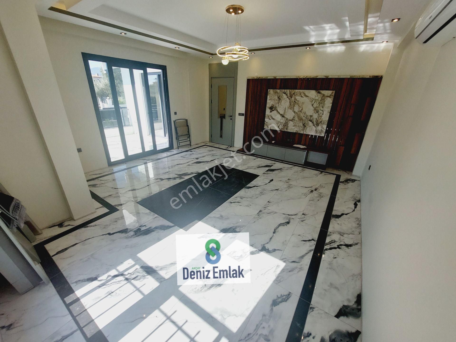 Denizden Akçayda Lüks Yerden Isıtmalı Satılık 5+1 Fourleks Villa. - Görsel 14