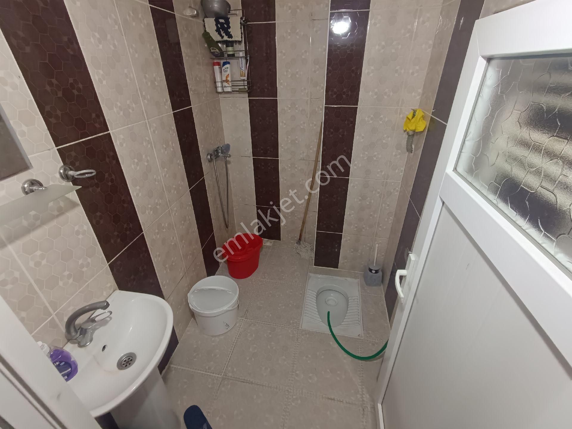 Satılık Yeni B.katı 1+1 - Görsel 5