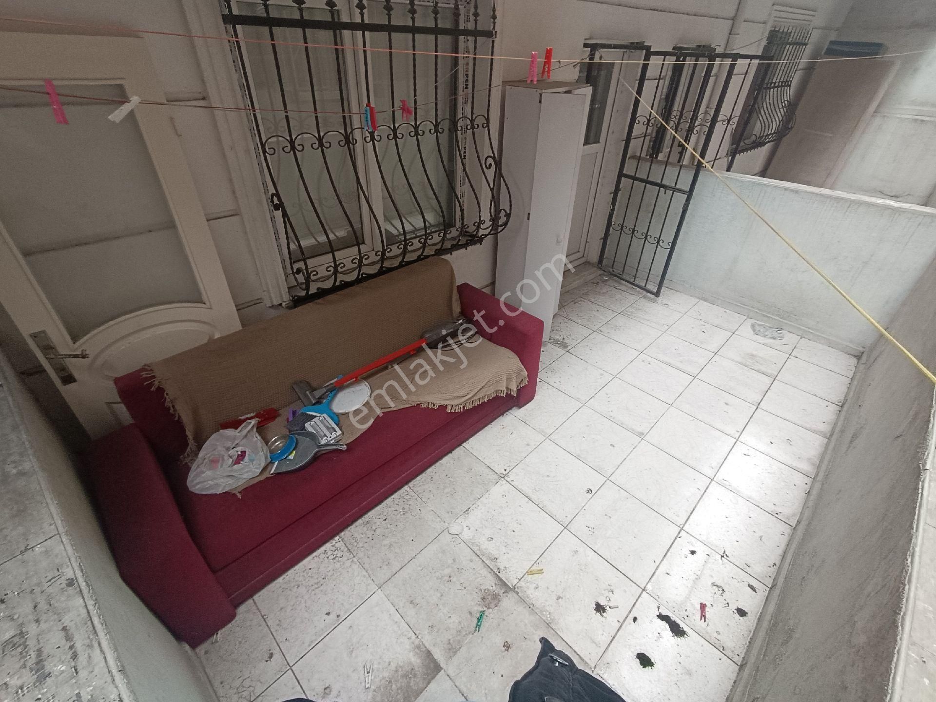 Satılık Yeni B.katı 1+1 - Görsel 4