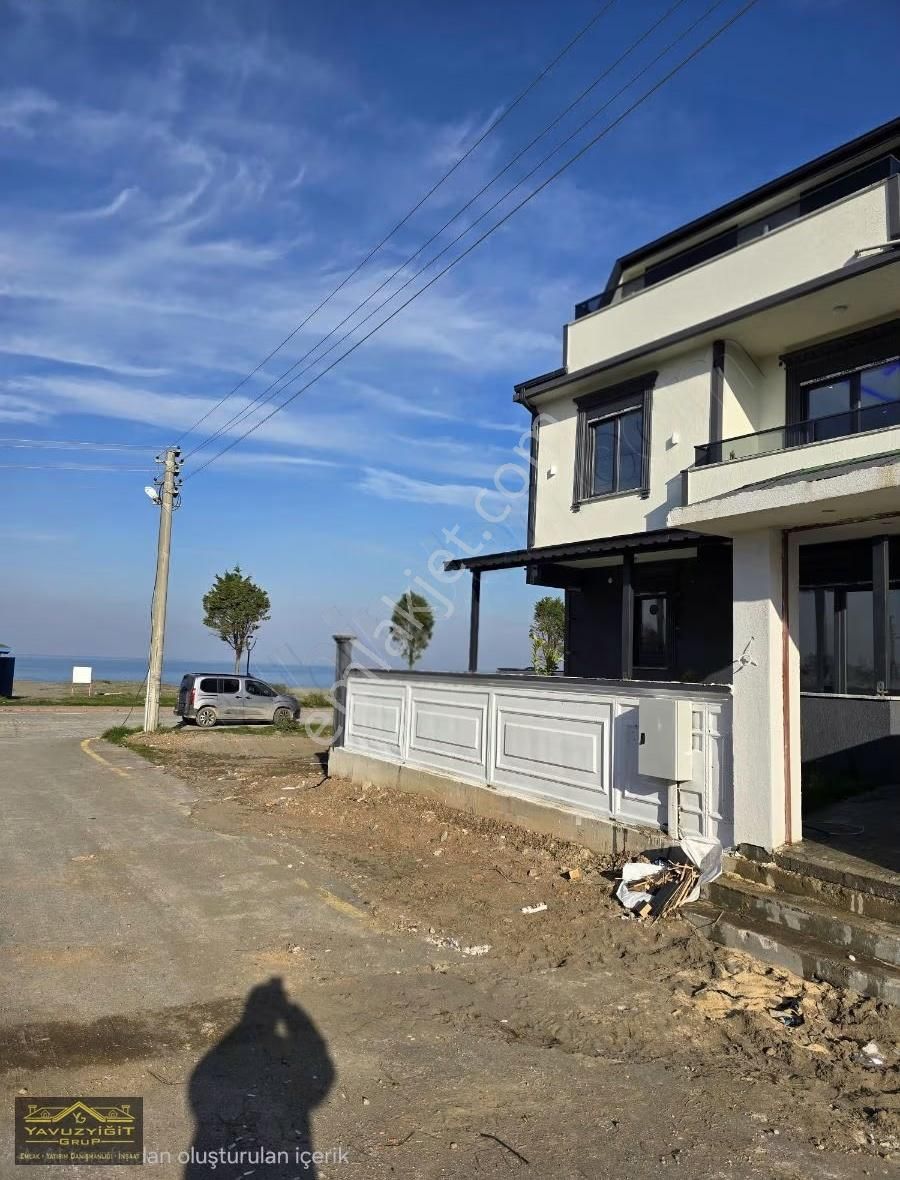 Kocaali Yalı Mah.denize Sıfır Havuzlu Muhteşem Villa - Görsel 2