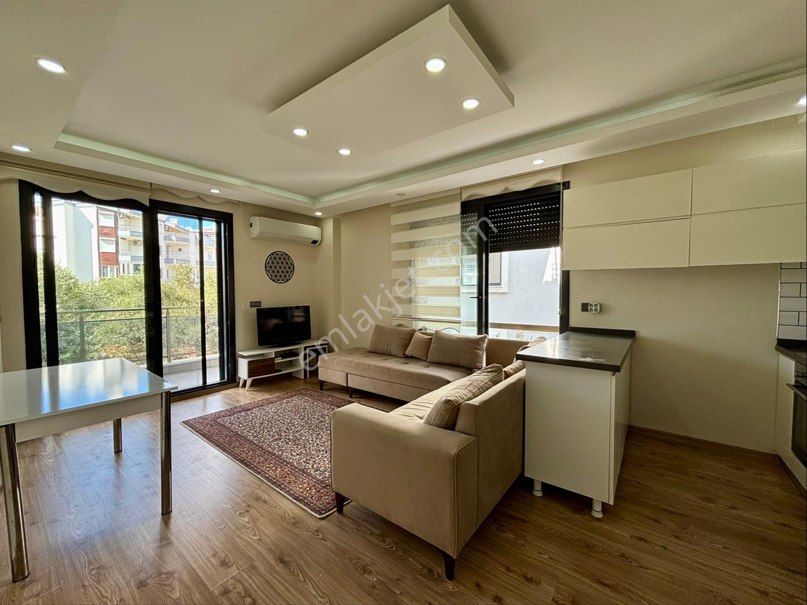 Didim Otogar Mevkii Satılık 2+1 Asansörlü Harika Daire - Görsel 2