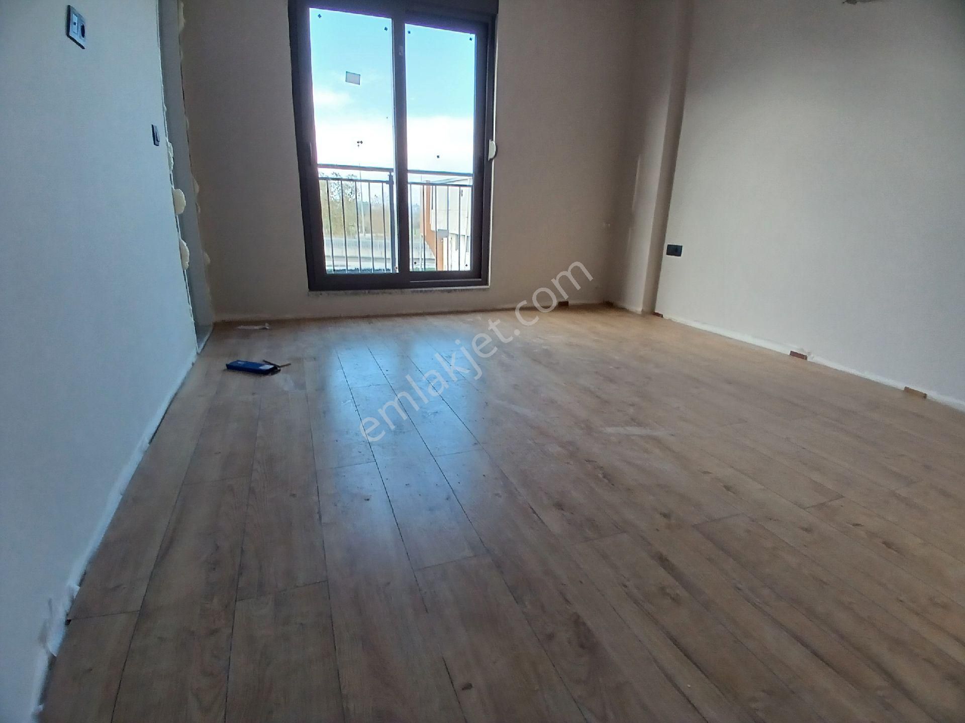 Sarılar Çakal Deresinde Satılık Arakat Asansörlü Daire - Görsel 3