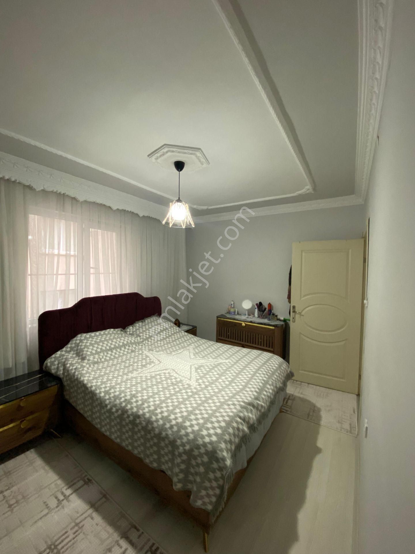 Gülveren'de Arif Yaldız Cad. Yakını Ara Katta 3+1 Satılık Daire !!! - Görsel 5