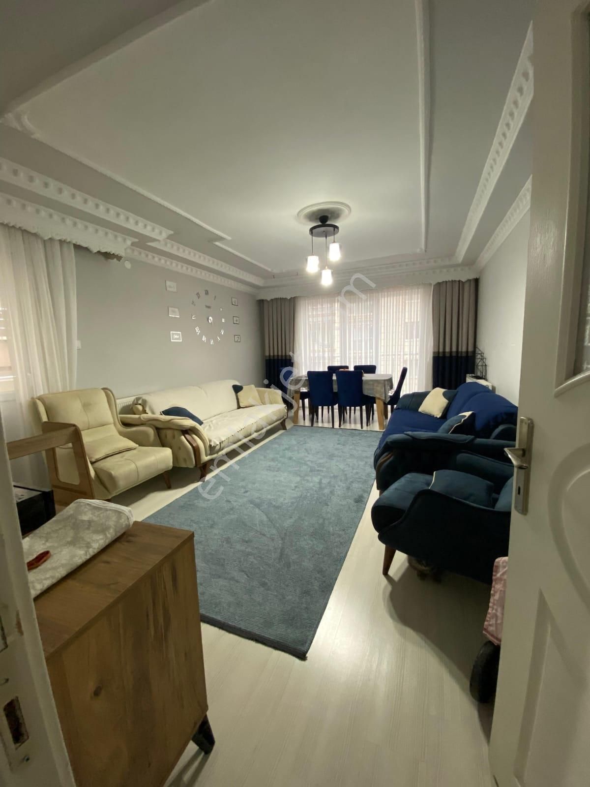 Gülveren'de Arif Yaldız Cad. Yakını Ara Katta 3+1 Satılık Daire !!! - Görsel 3