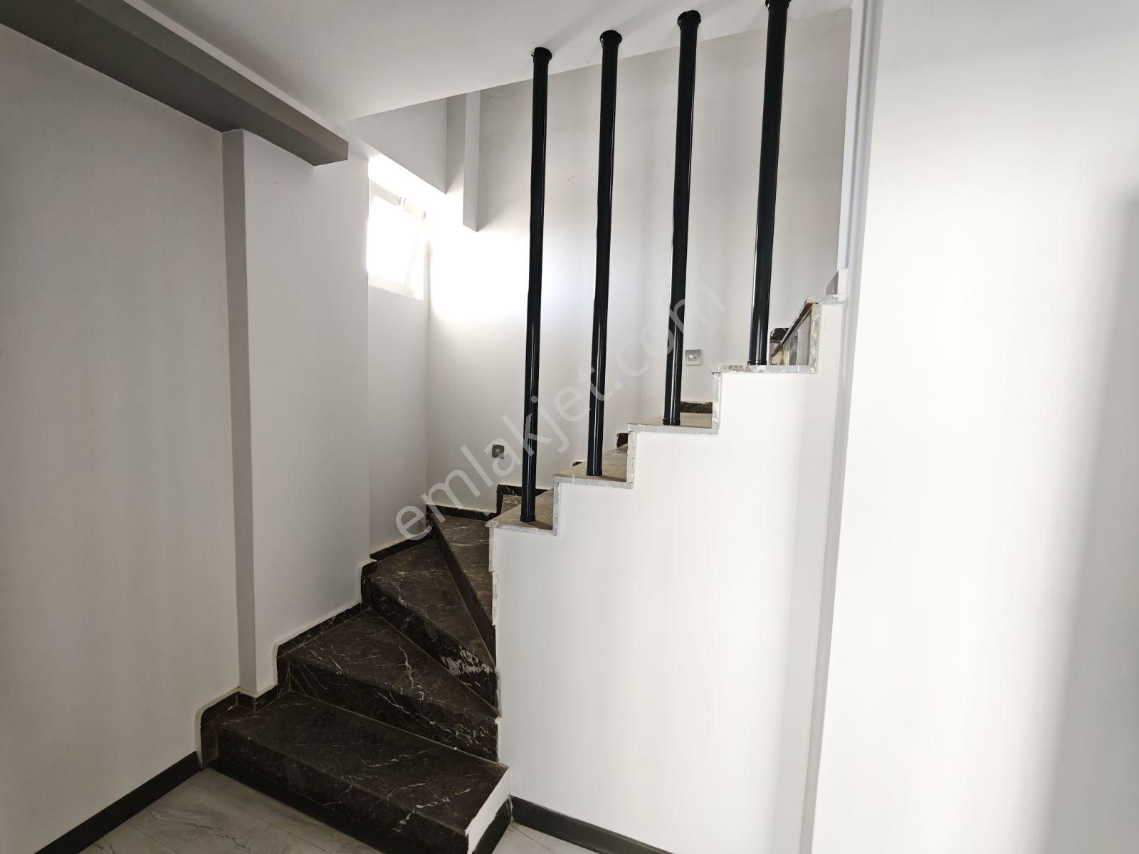 Didim'in En İyi Lokasyonunda Sıfır 3+1 Dublek Daire !!! - Görsel 2