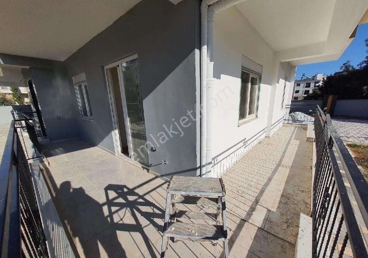 1+1 Geniş Daire Ayrı Mutfak - Görsel 8