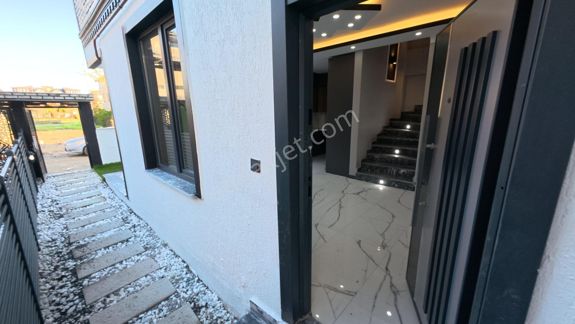 Kocaali’de Satılık Eşsiz Tasarımlı Modern Lüks Villa - Görsel 4