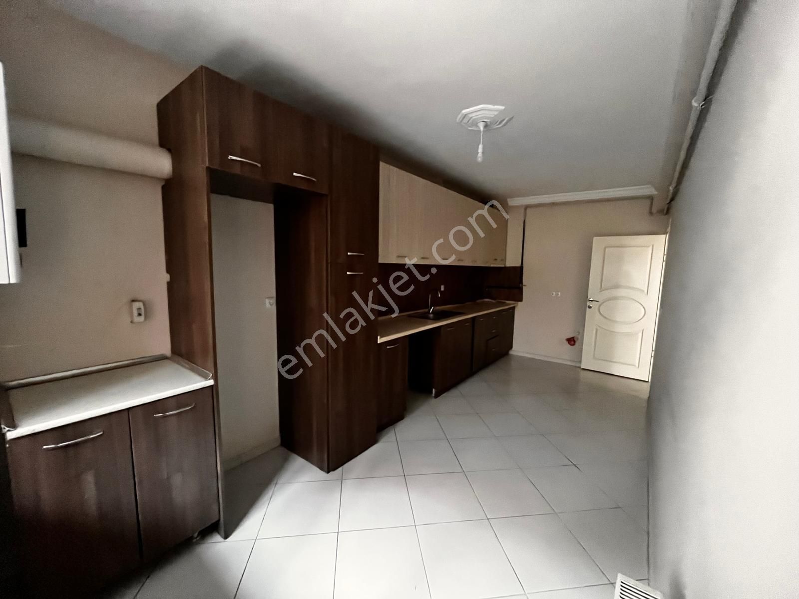 Ali Çetinkaya Cd Yakını Geniş Kullanışlı Kiralık 3+1 Sk-5 - Görsel 2