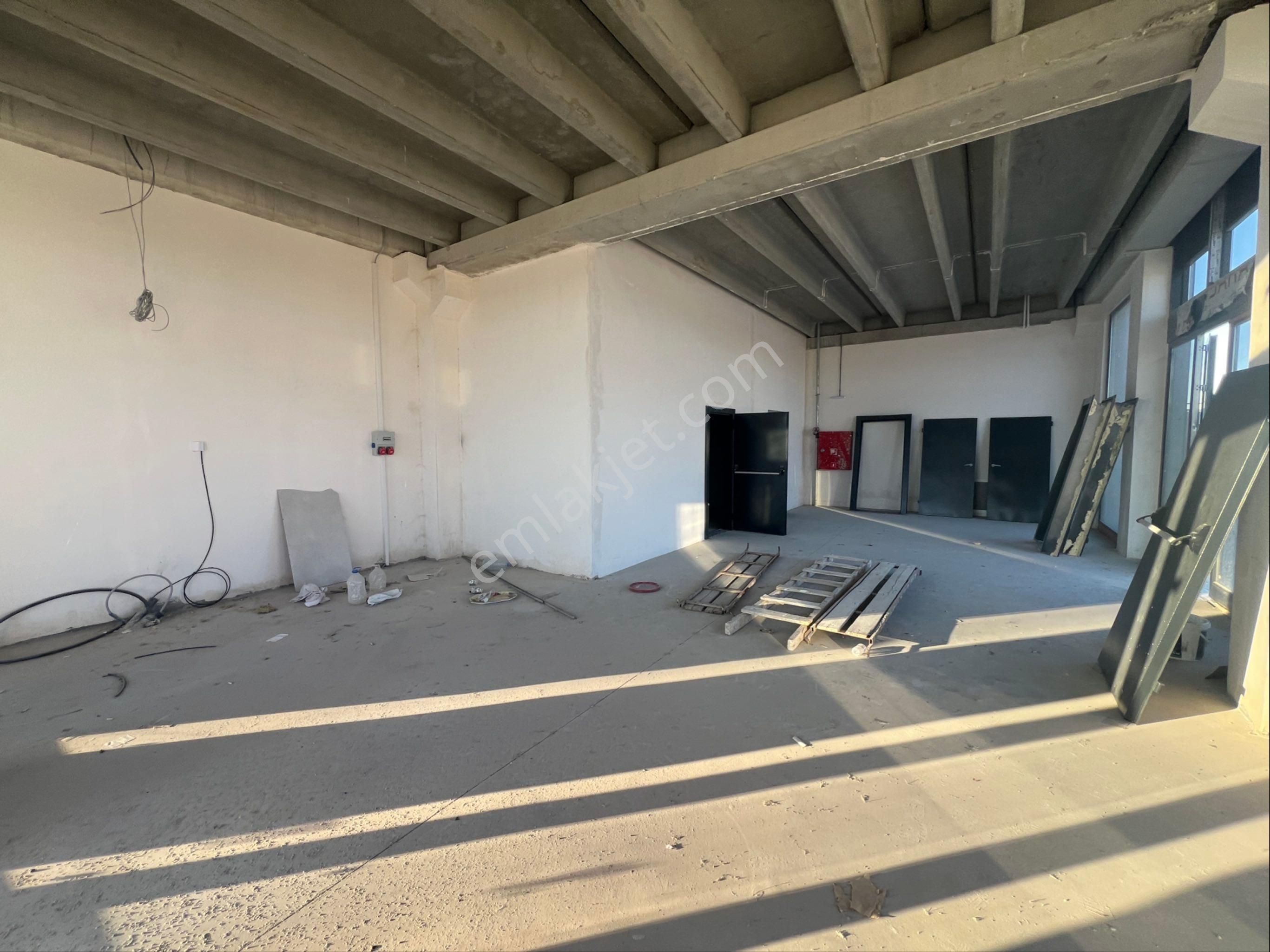 Konya Fevziçakmak Mah Cad Üzeri Satılık 320 M2 Asansörlü Satılık Dükkan - Görsel 4