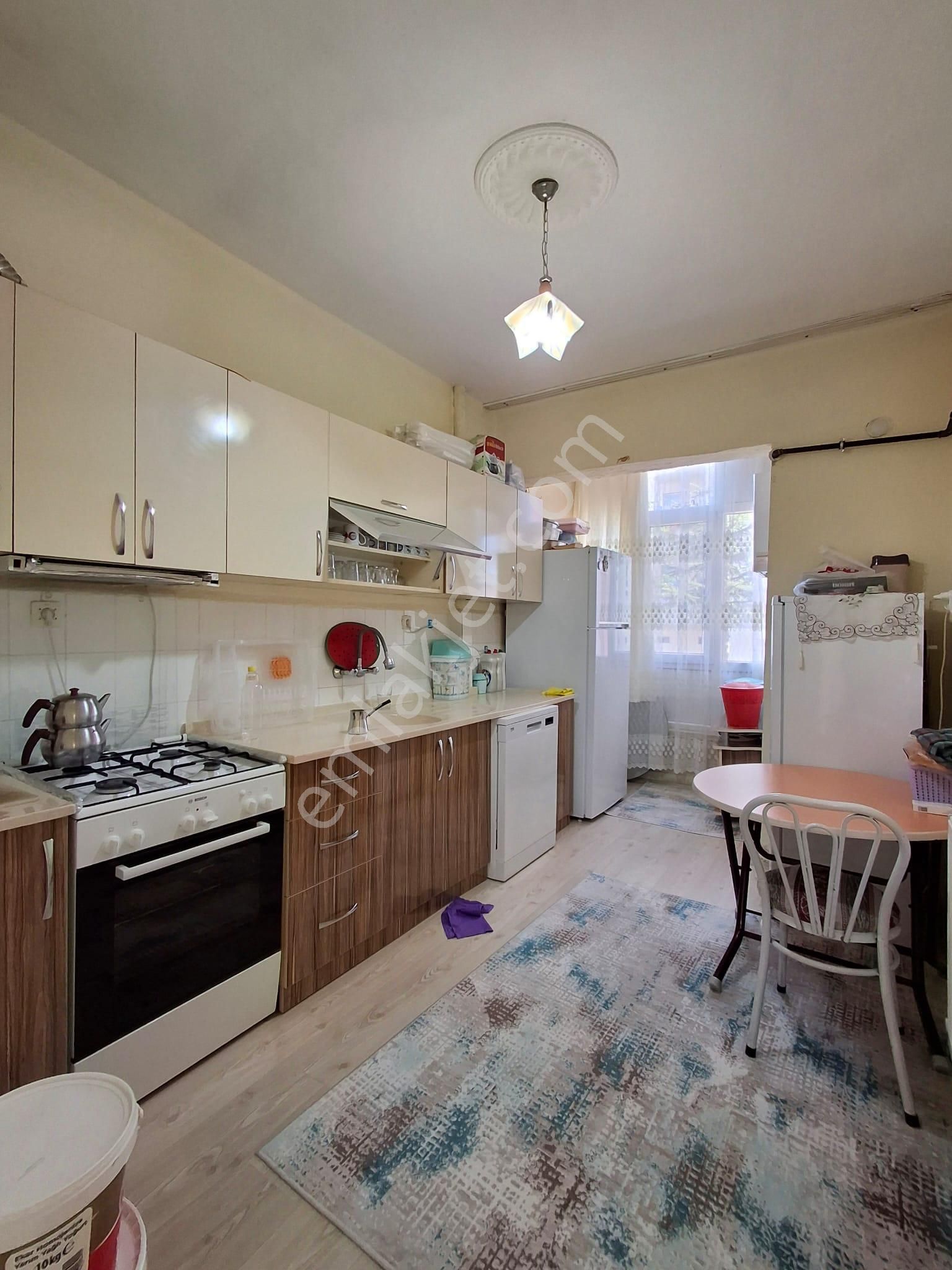 Elisa Gyo//yavuz Selim Mahallesinde 2+1 Güney Cepheli Kombili Satılık Fırsat Daire