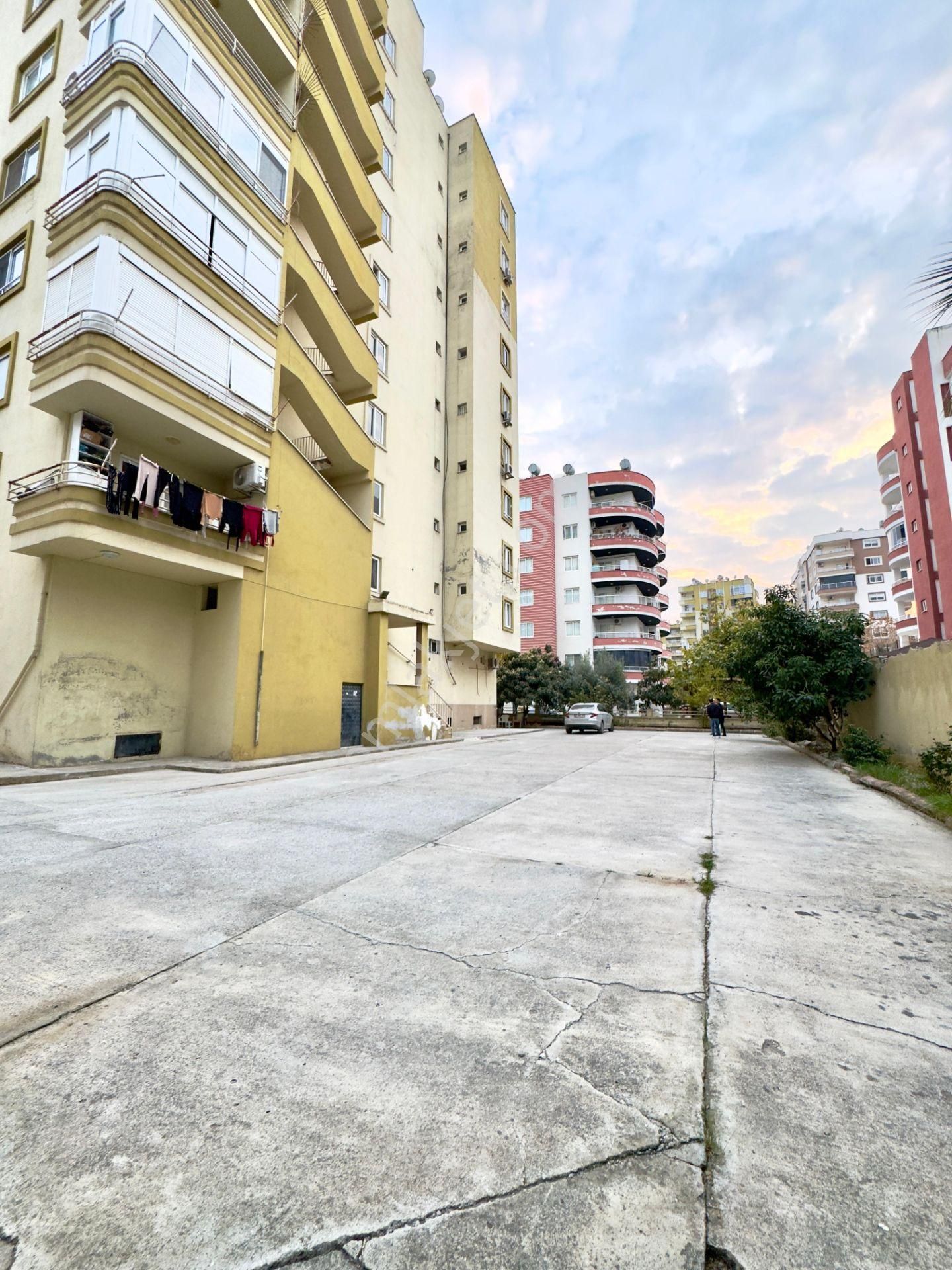 Menderes Mezitlide 330 M² 4 Cephe 3 Balkon Geniş Oturum - Görsel 34