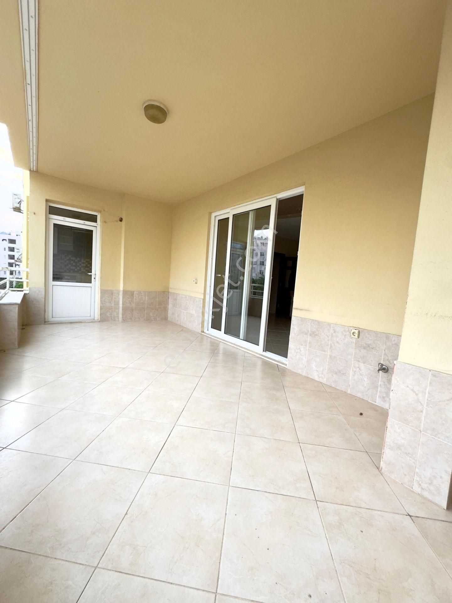 Menderes Mezitlide 330 M² 4 Cephe 3 Balkon Geniş Oturum - Görsel 26