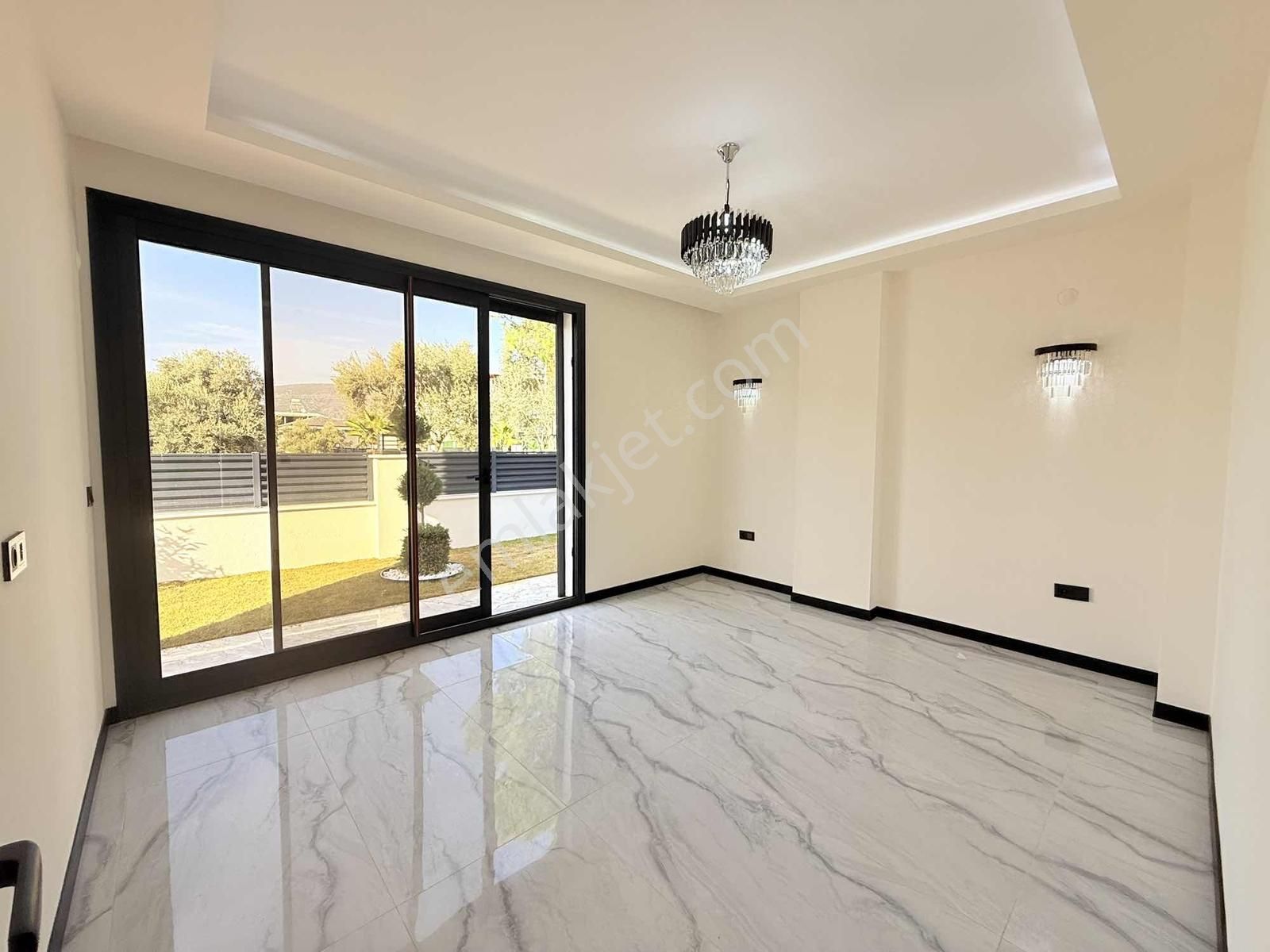 Denize Ve Doğaya Yakın Müstakil Lüks Villa! Takas Destekli - Görsel 19