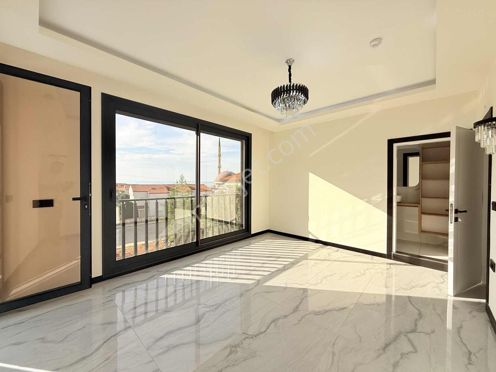 Denize Ve Doğaya Yakın Müstakil Lüks Villa! Takas Destekli - Görsel 4