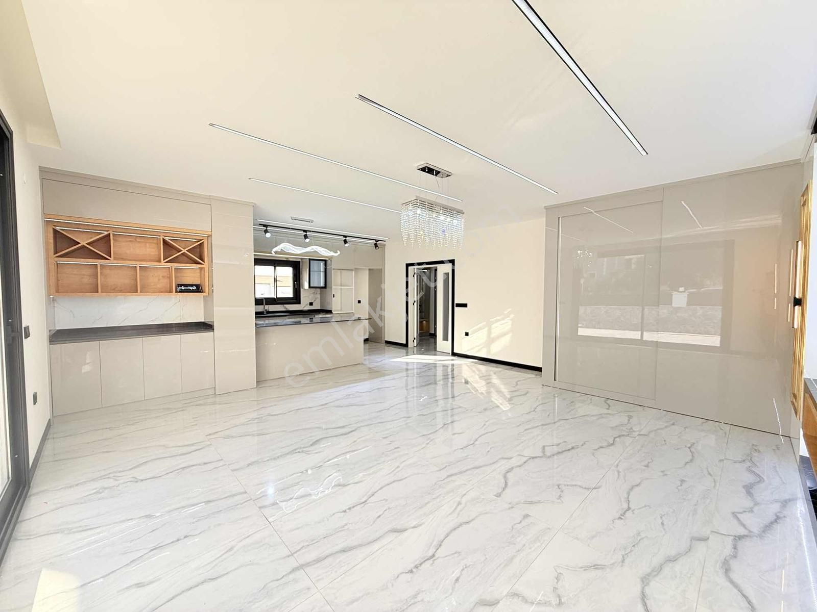 Denize Ve Doğaya Yakın Müstakil Lüks Villa! Takas Destekli - Görsel 17