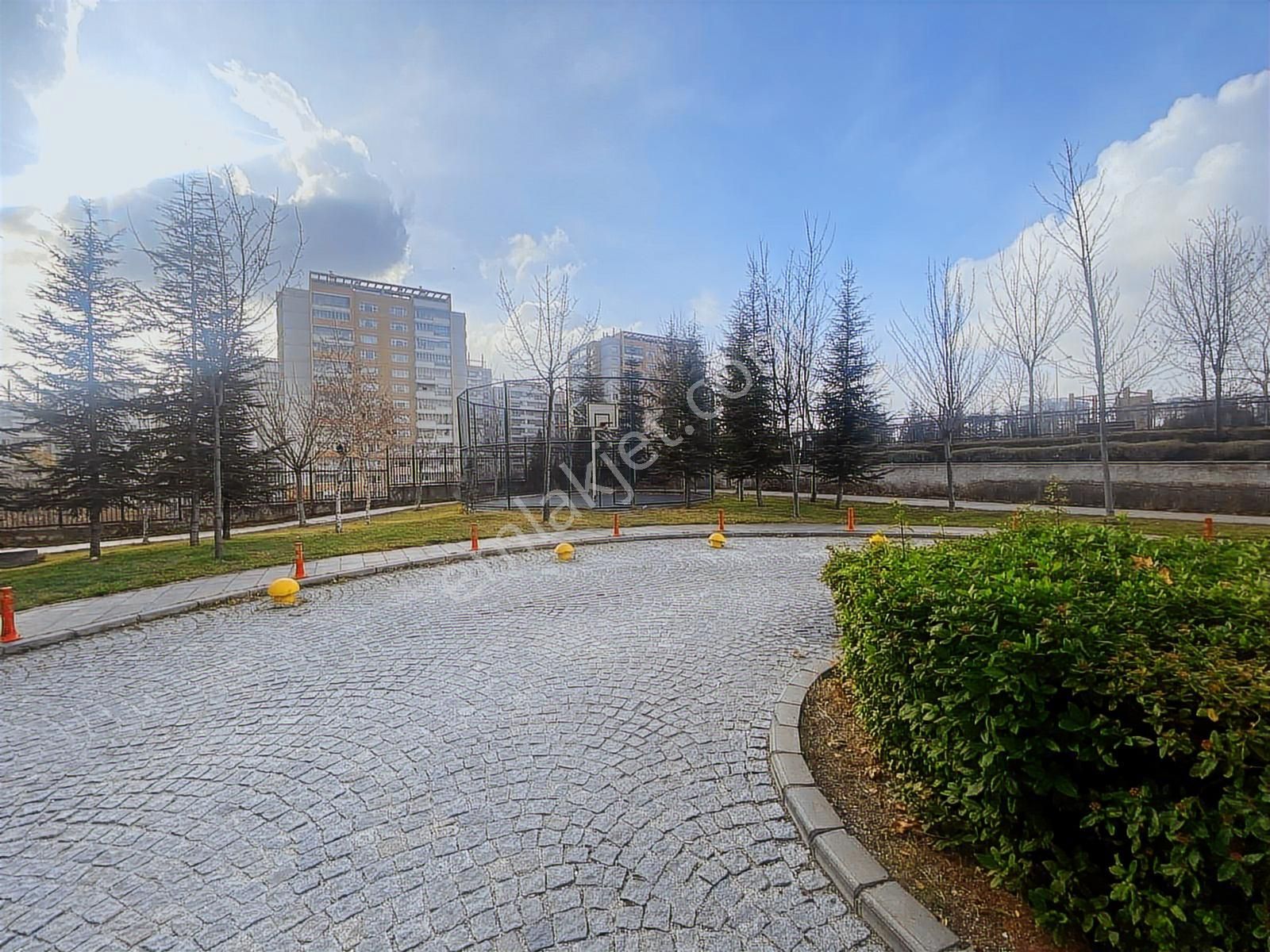 Nevbahçe Konutlarında Şahane Manzara Keyfi - Görsel 34