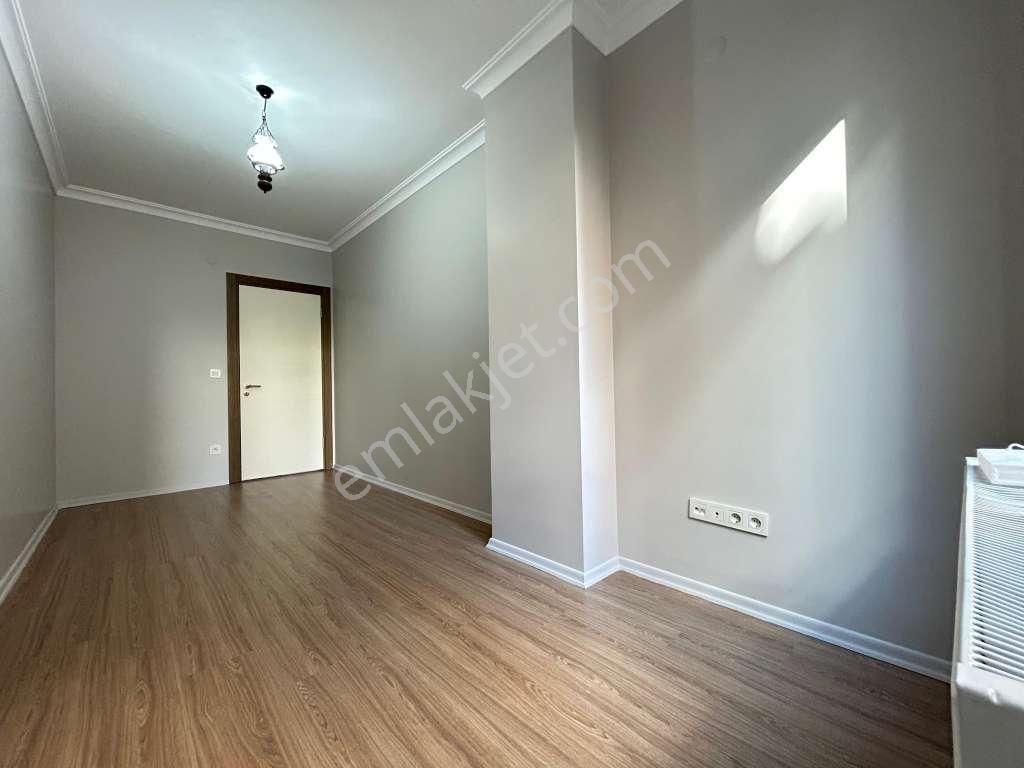 İdealtepe'de Muazzam Konumda Arakat Ön Cephe 3+1 Daire - Görsel 17