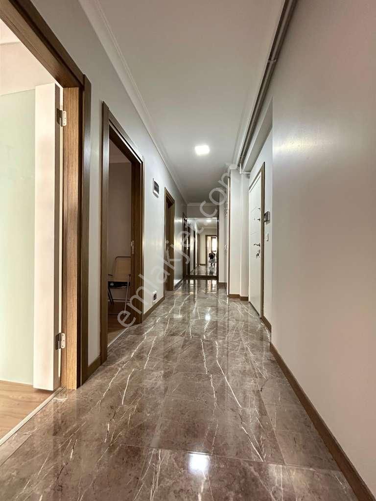 İdealtepe'de Muazzam Konumda Arakat Ön Cephe 3+1 Daire - Görsel 32