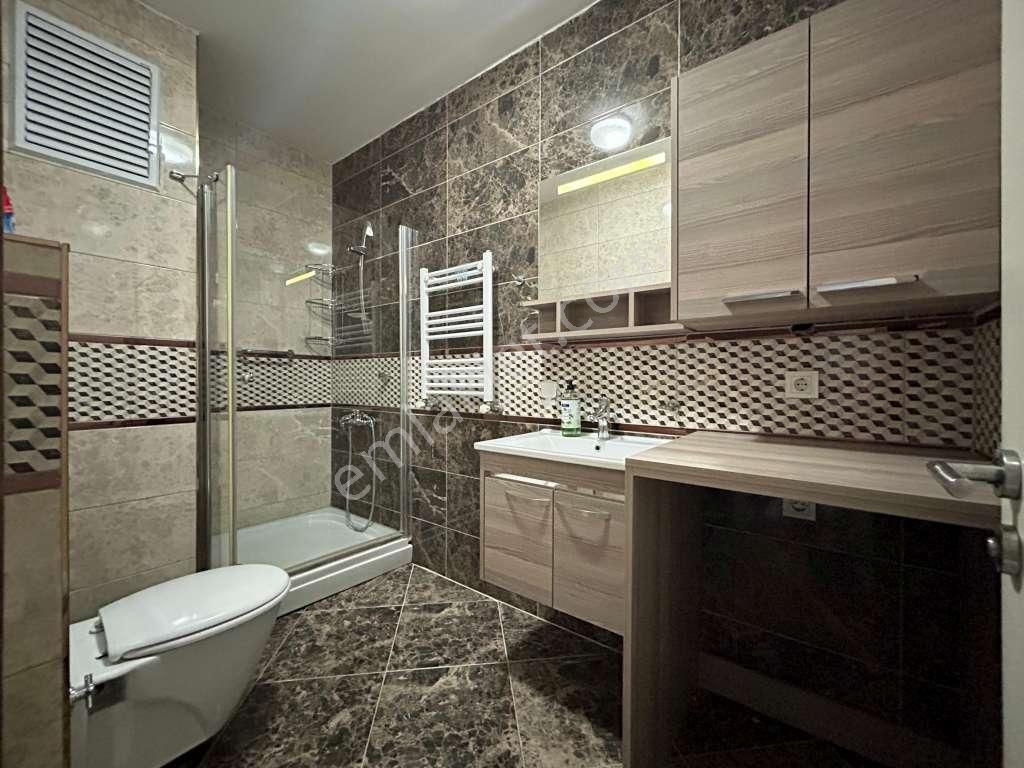 İdealtepe'de Muazzam Konumda Arakat Ön Cephe 3+1 Daire - Görsel 19