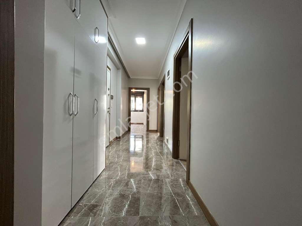 İdealtepe'de Muazzam Konumda Arakat Ön Cephe 3+1 Daire - Görsel 35