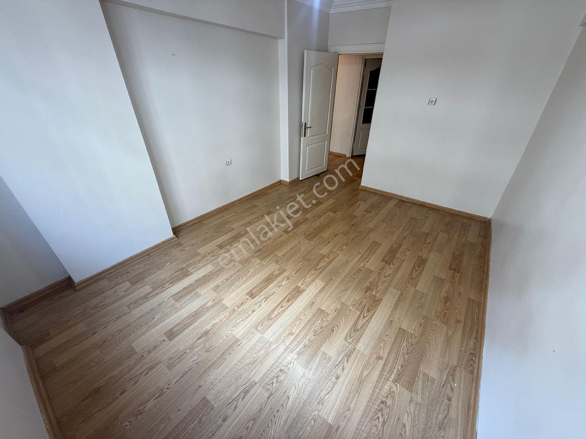 Yeşilyurt Mahallesi Evren Sitesinde - Görsel 9