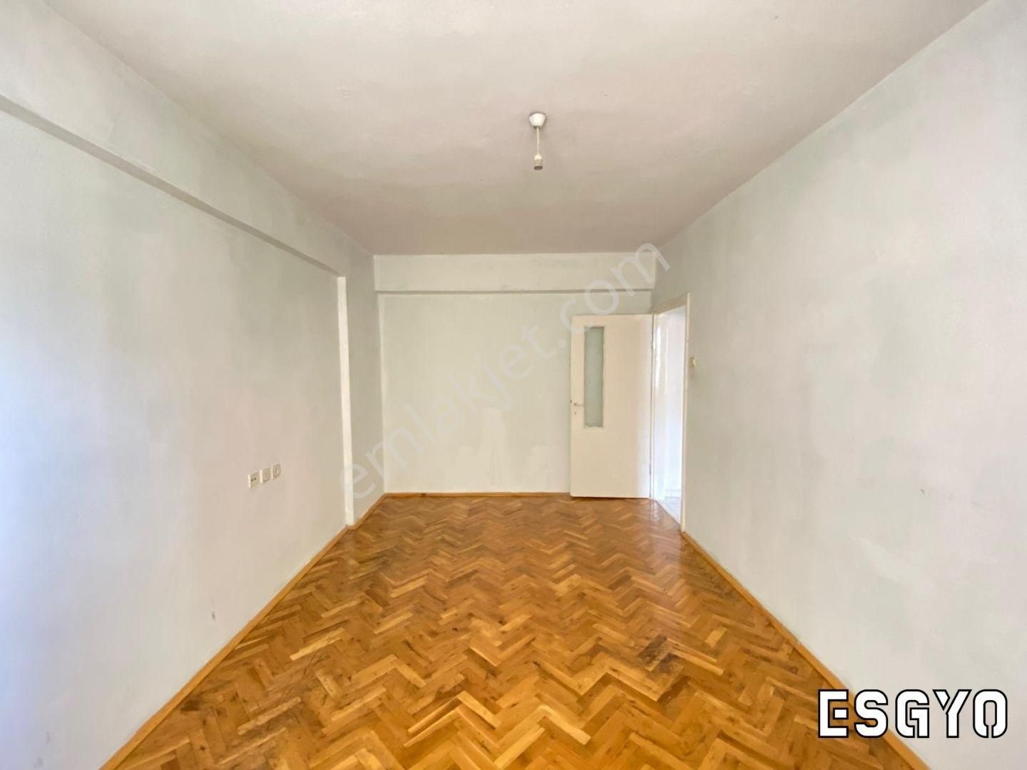 Esgyo'dan K. Toprak Mh Güçlü Sitesi 3+1 Ara Kat Kiralık Daire - Görsel 27