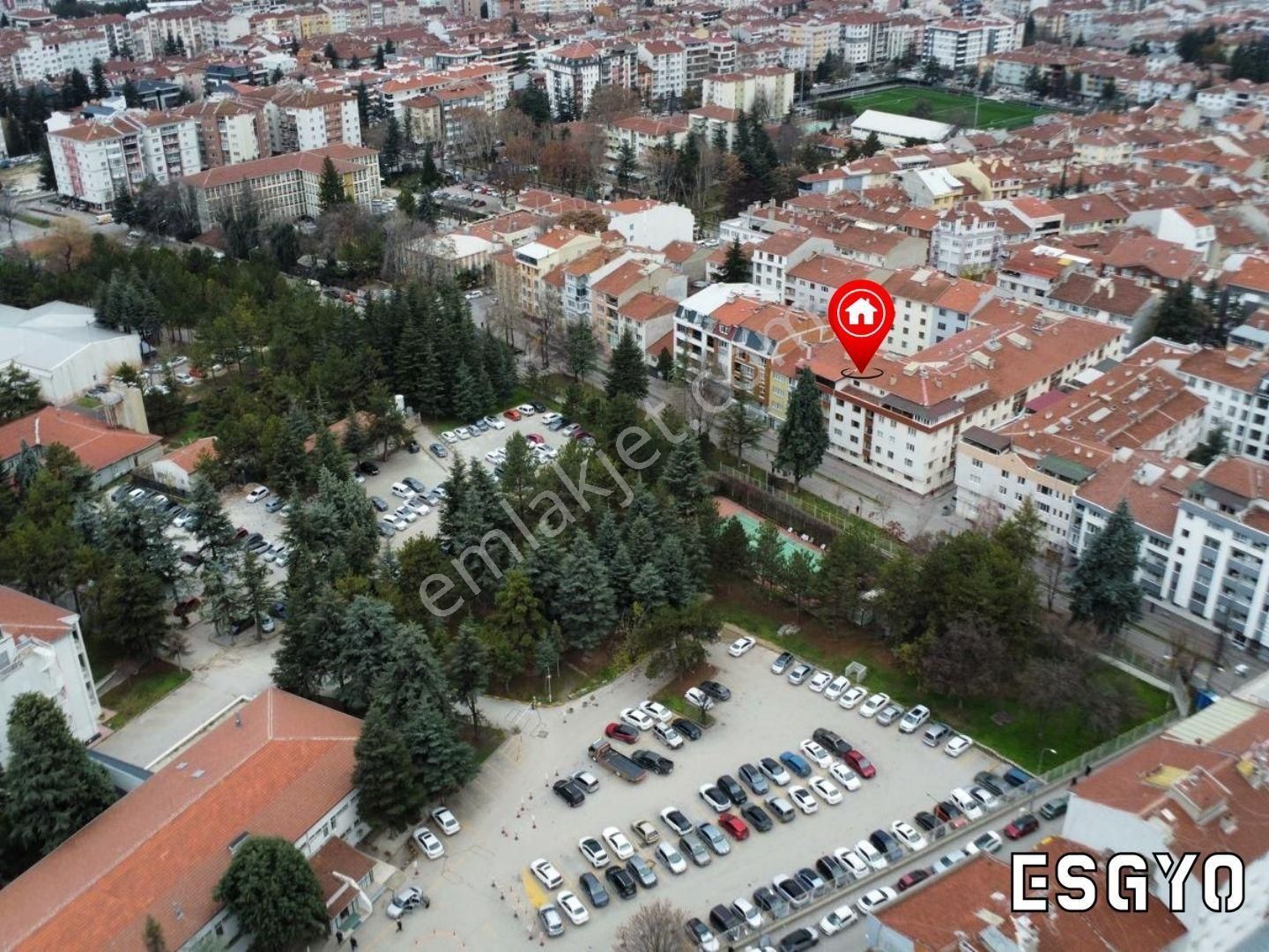 Esgyo'dan K. Toprak Mh Güçlü Sitesi 3+1 Ara Kat Kiralık Daire - Görsel 34