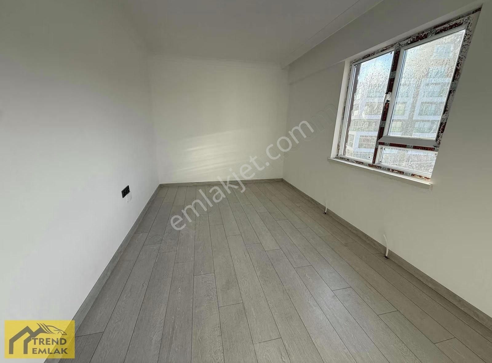 Trend'den Ebeveyn+teras Güney Cephe 3.kat Ön Cephe Sıfır 135m2** - Görsel 5