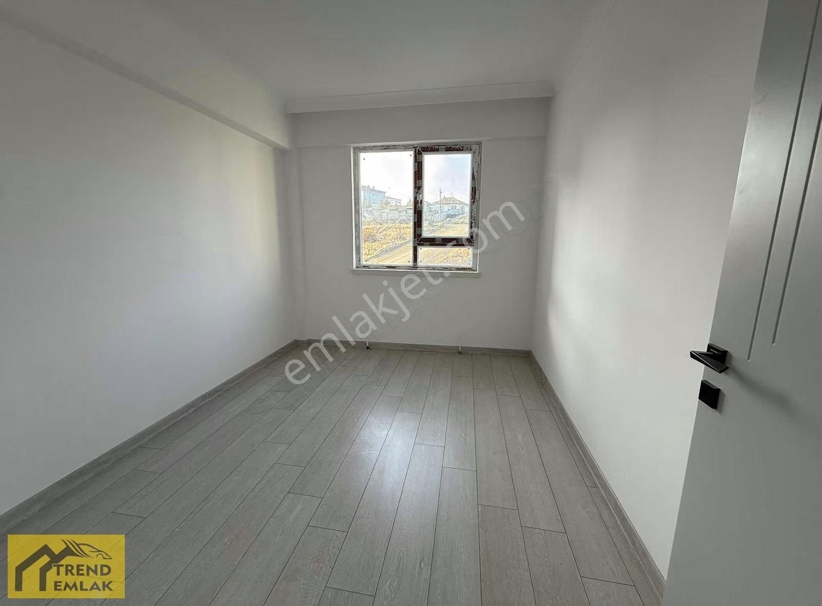 Trend'den Ebeveyn+teras Güney Cephe 3.kat Ön Cephe Sıfır 135m2** - Görsel 34