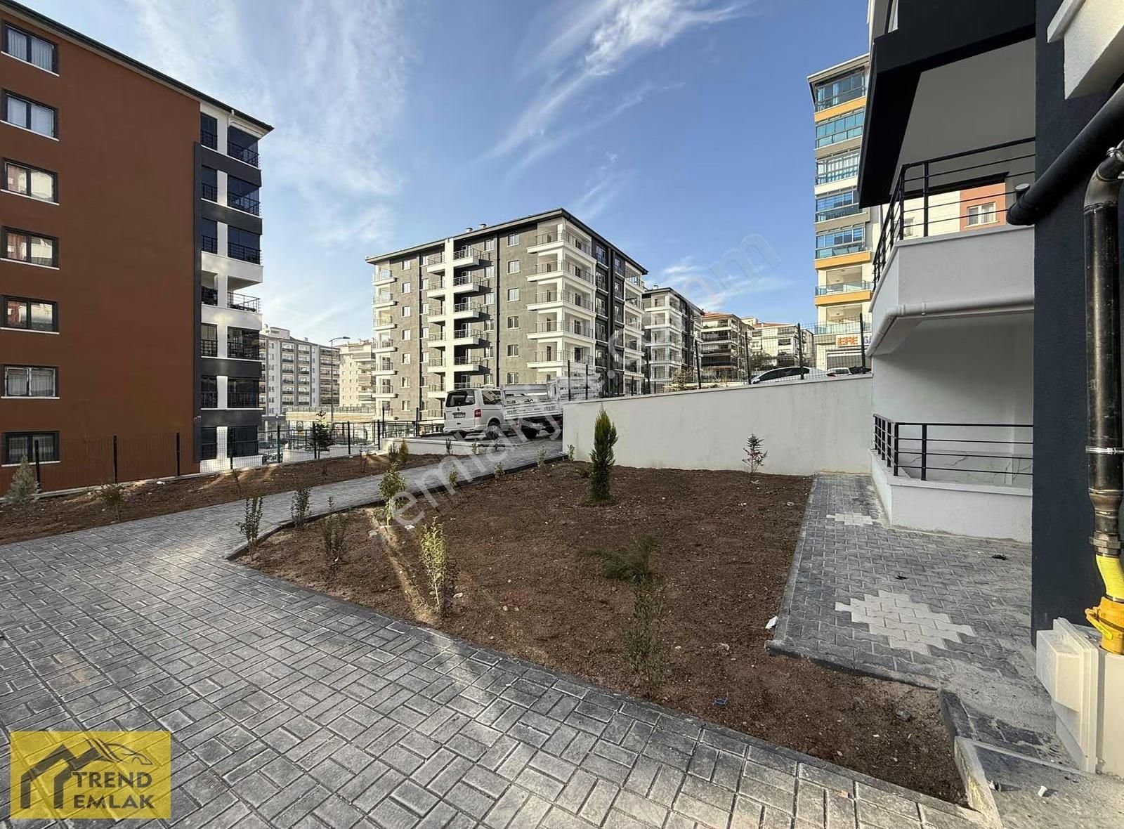 Trend'den Migros Karşısı 4.kat Güney Cephe Ebeveyn+giyinme 140m2 - Görsel 3