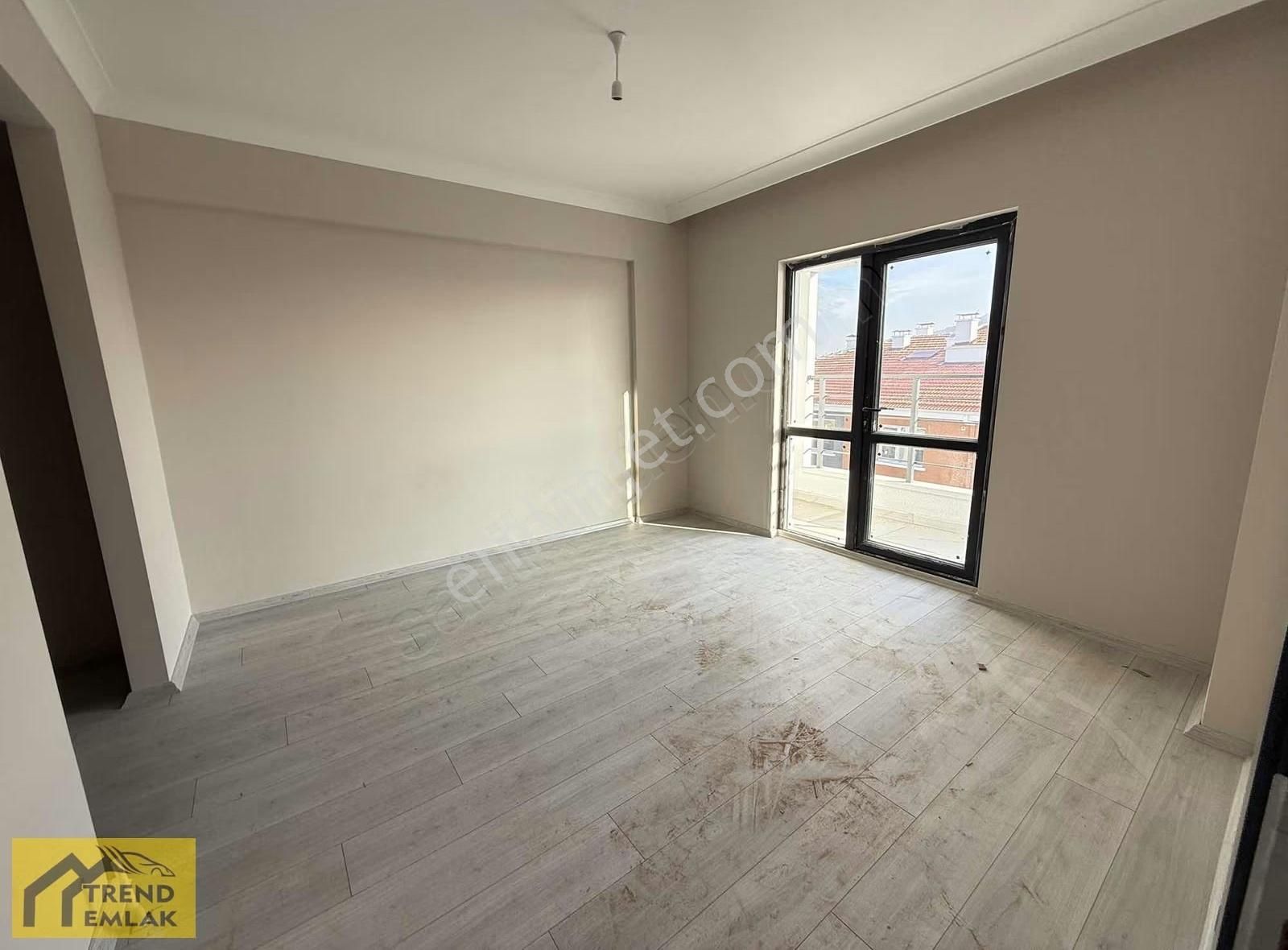 Trend'den Migros Karşısı 4.kat Güney Cephe Ebeveyn+giyinme 140m2 - Görsel 4