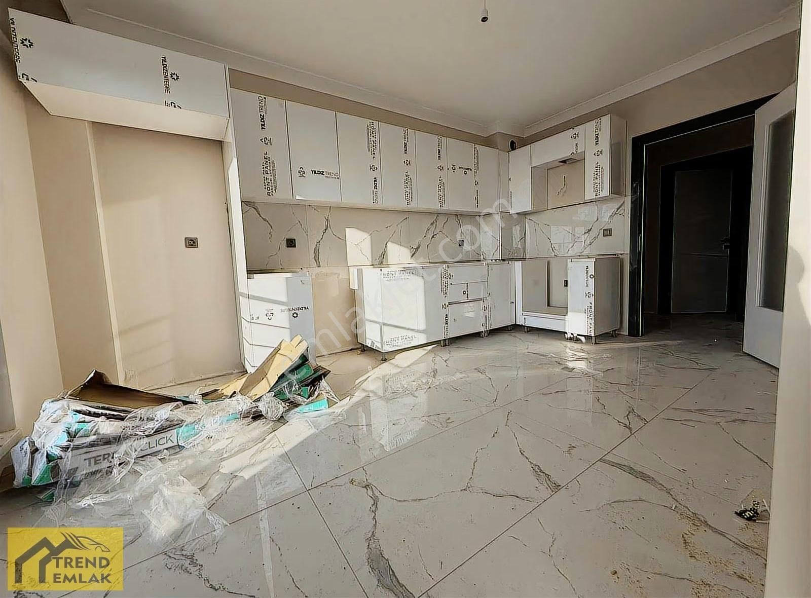 Trend'den Migros Karşısı 4.kat Güney Cephe Ebeveyn+giyinme 140m2 - Görsel 12