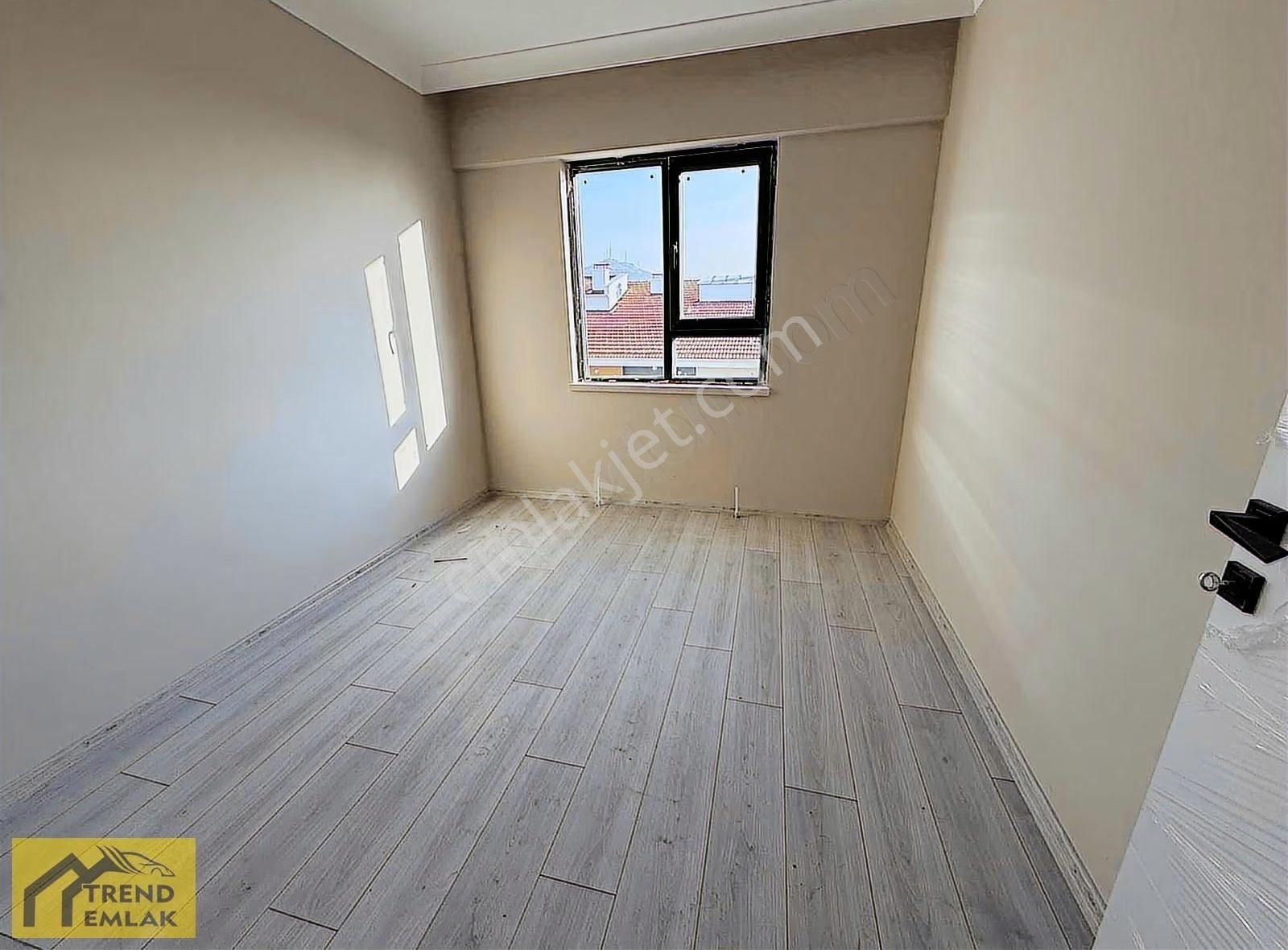 Trend'den Migros Karşısı 4.kat Güney Cephe Ebeveyn+giyinme 140m2 - Görsel 26