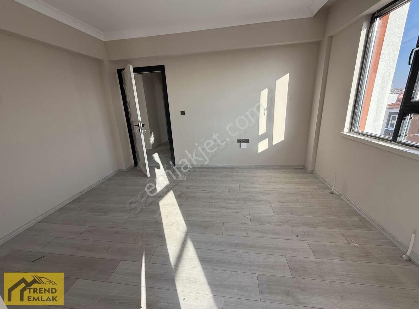 Trend'den Migros Karşısı 4.kat Güney Cephe Ebeveyn+giyinme 140m2 - Görsel 13