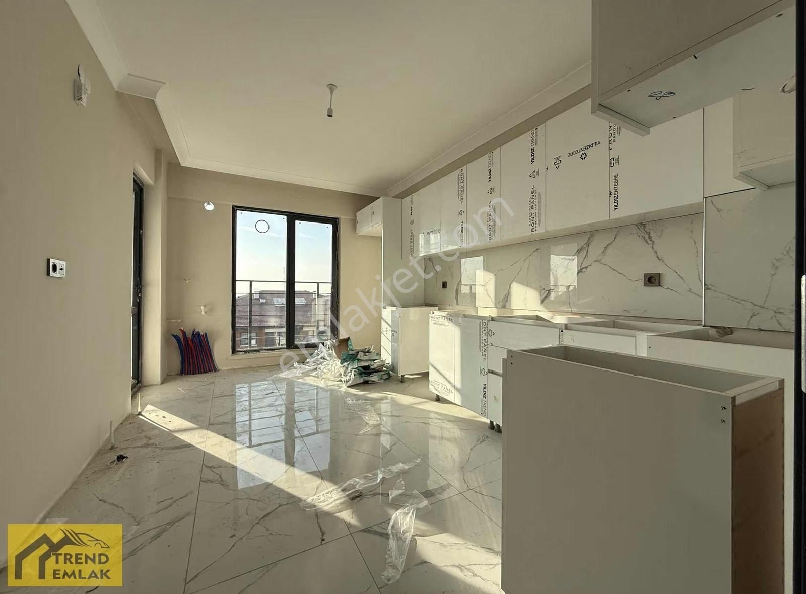 Trend'den Migros Karşısı 4.kat Güney Cephe Ebeveyn+giyinme 140m2 - Görsel 18