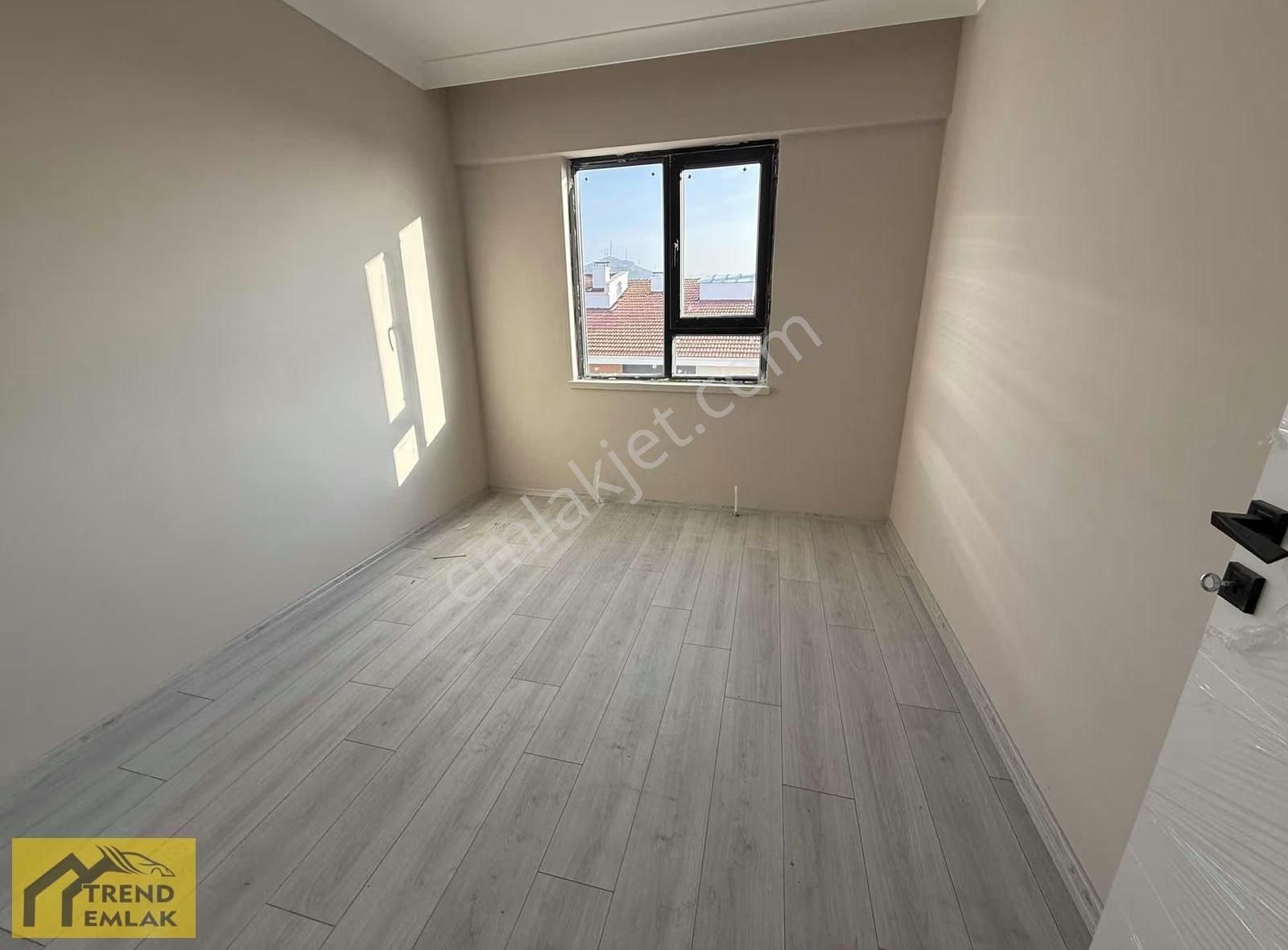 Trend'den Migros Karşısı 4.kat Güney Cephe Ebeveyn+giyinme 140m2 - Görsel 9