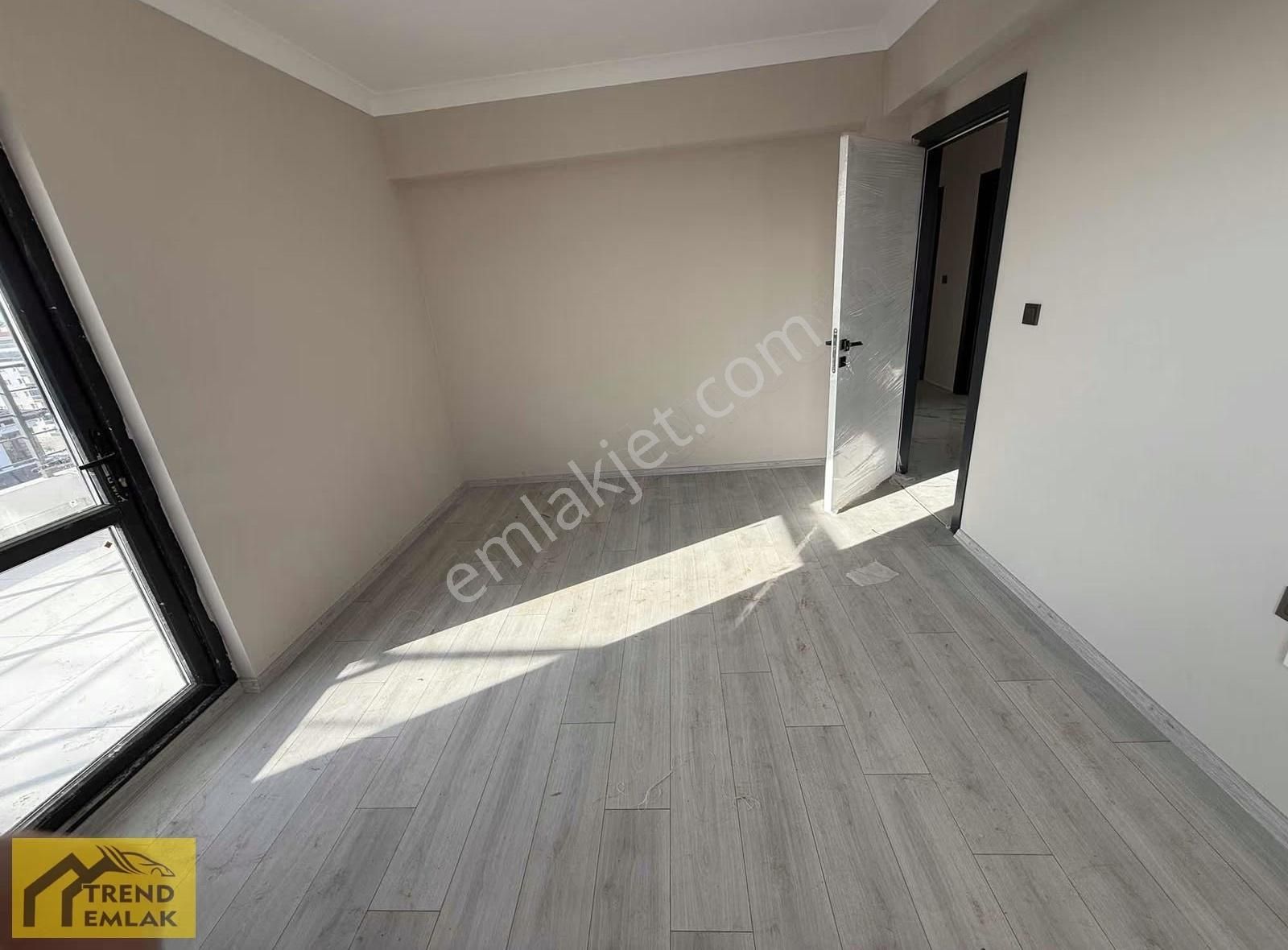 Trend'den Migros Karşısı 4.kat Güney Cephe Ebeveyn+giyinme 140m2 - Görsel 24