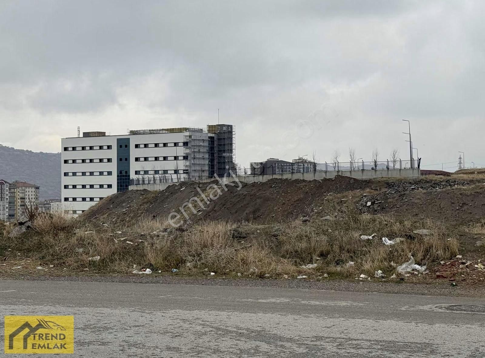 Karapürçek Devlet Hastanesine Cephe 149 Metre Yüksek Blok Site** - Görsel 21
