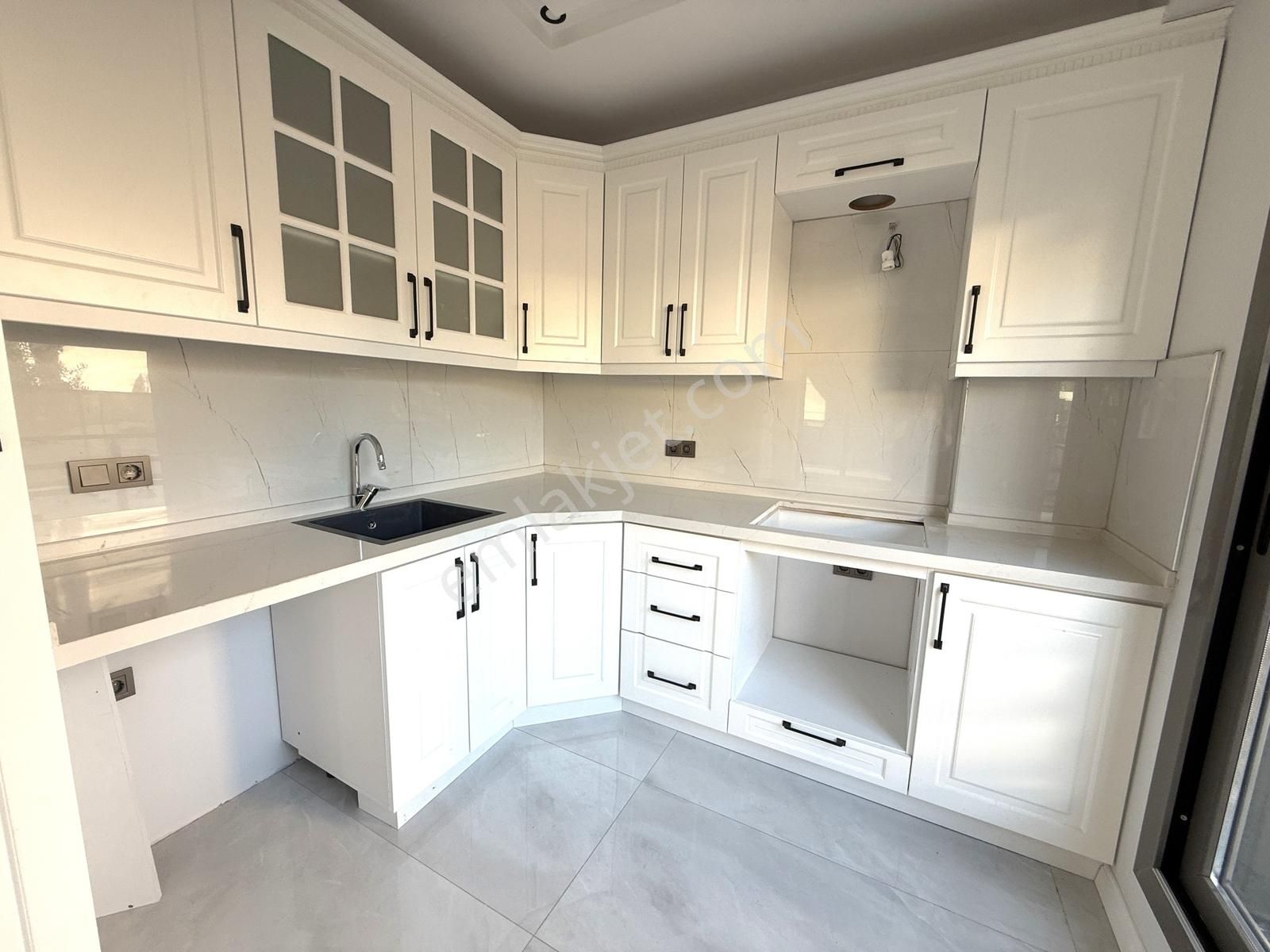 İza Yatırım Emlaktan Satılık Fırsat Müstakil Havuzlu Villa - Görsel 34