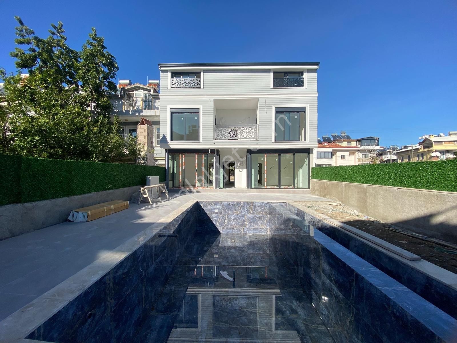 investment listing 13