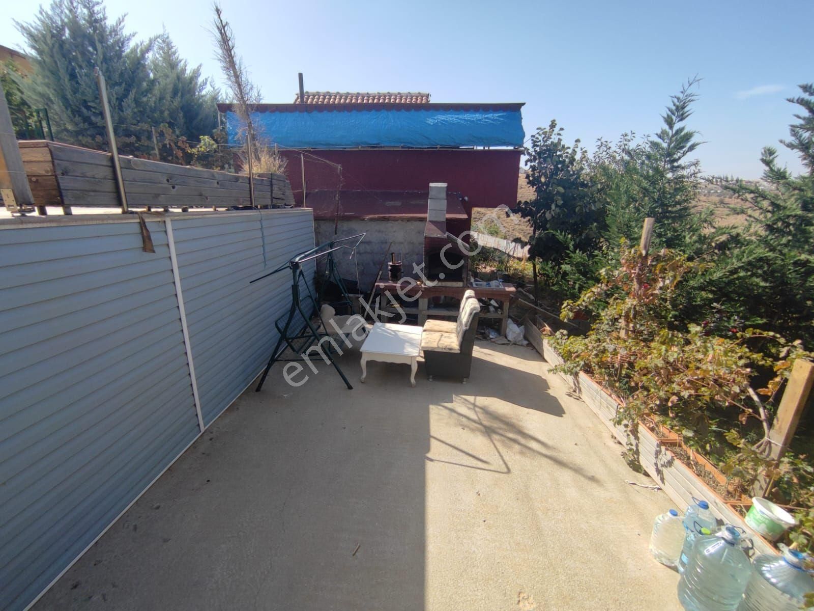Keçiören Bağlum Da Bahçe Ev Elektrik Su Meyveler Yetişmiş - Görsel 4