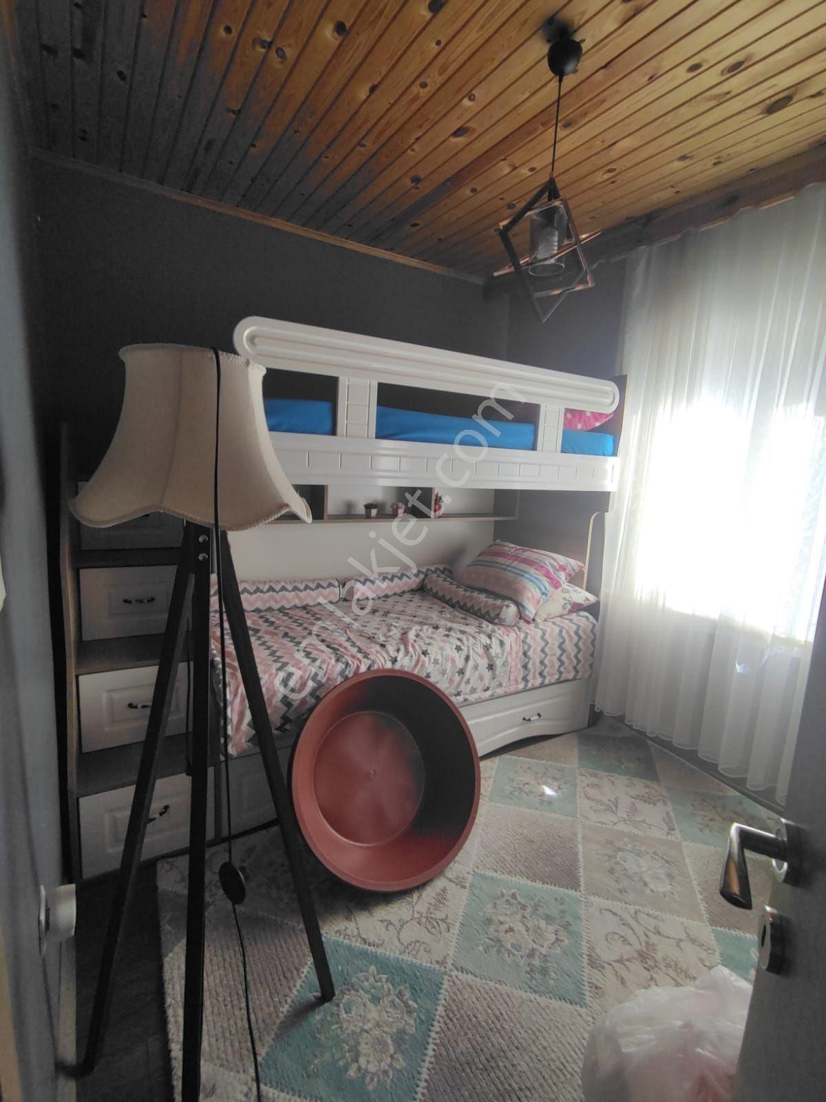 Keçiören Bağlum Da Bahçe Ev Elektrik Su Meyveler Yetişmiş - Görsel 22