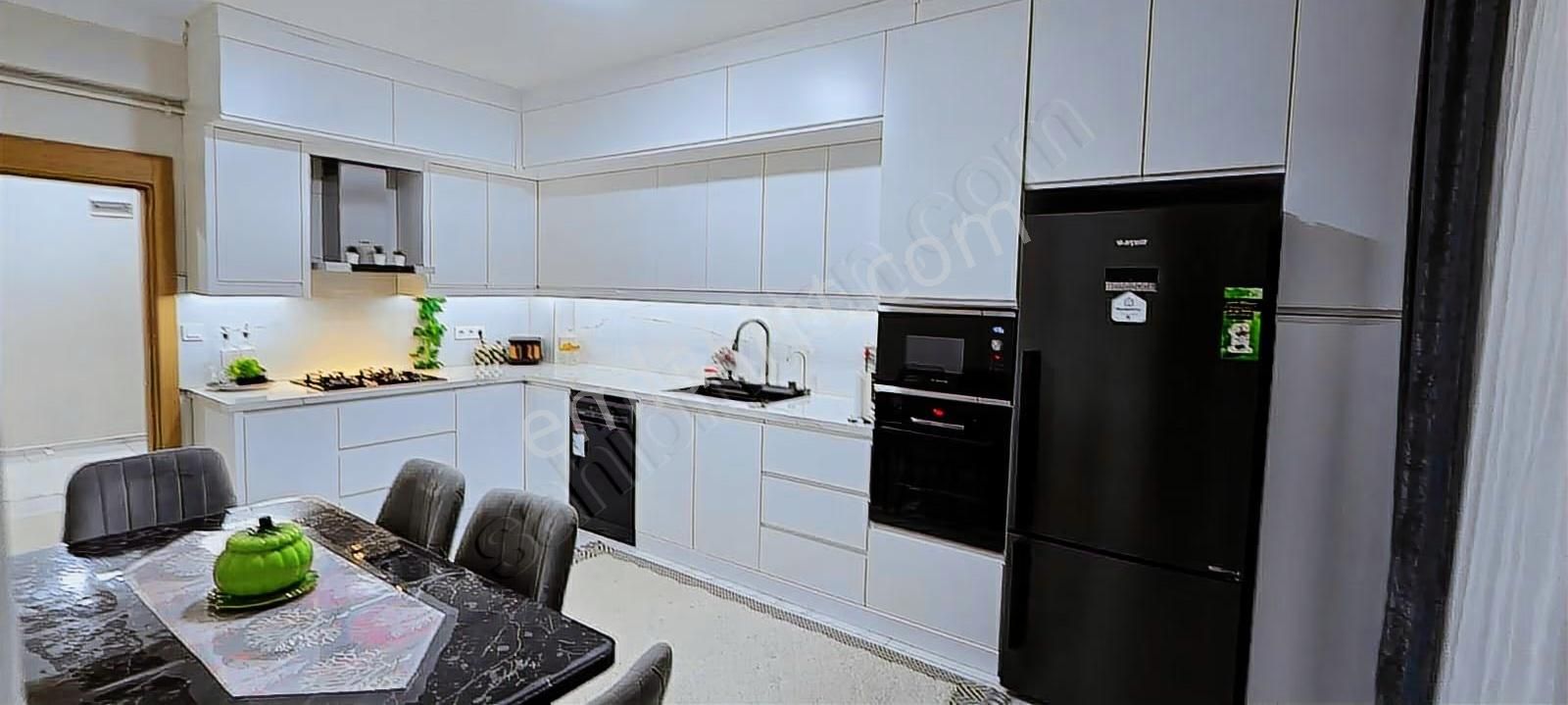 Çözüm'den Mavişehir Sit. Özenle Hazırlanmış Dairemiz Sizlerle...