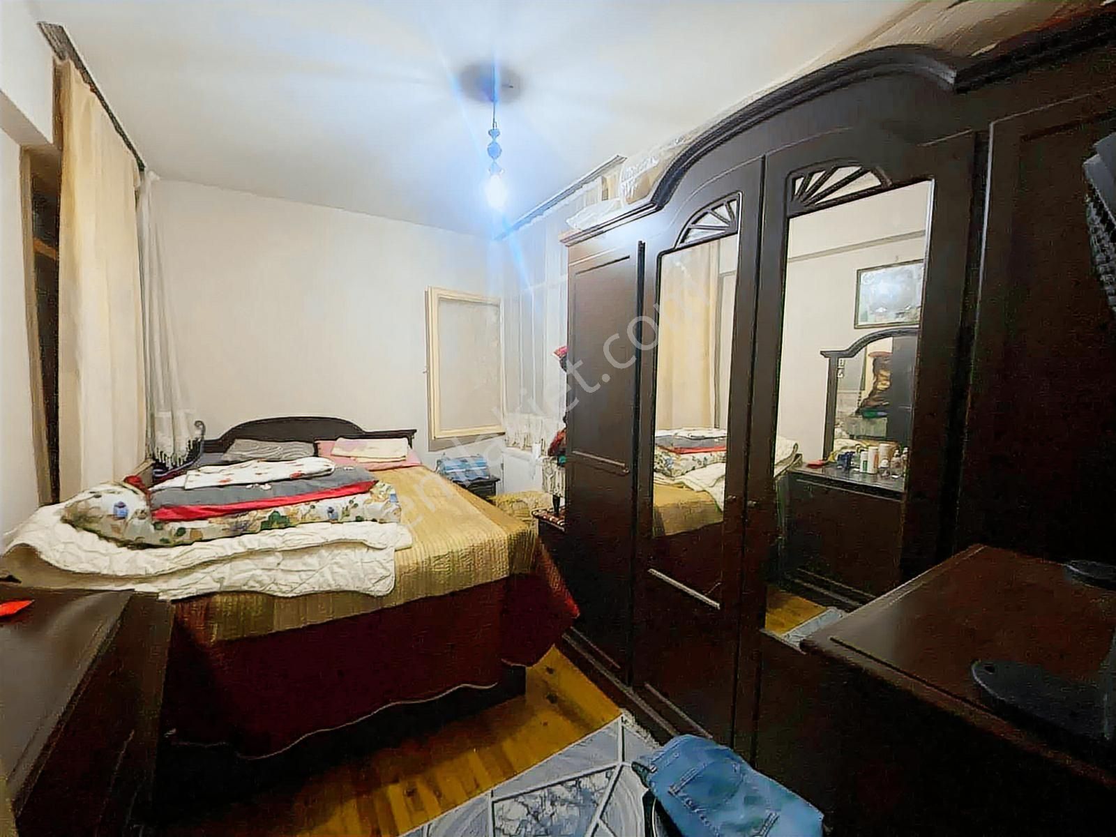 Reis Mahallesinde Satılık 3+1 Asansörlü Doğalgazlı Daire - Görsel 11