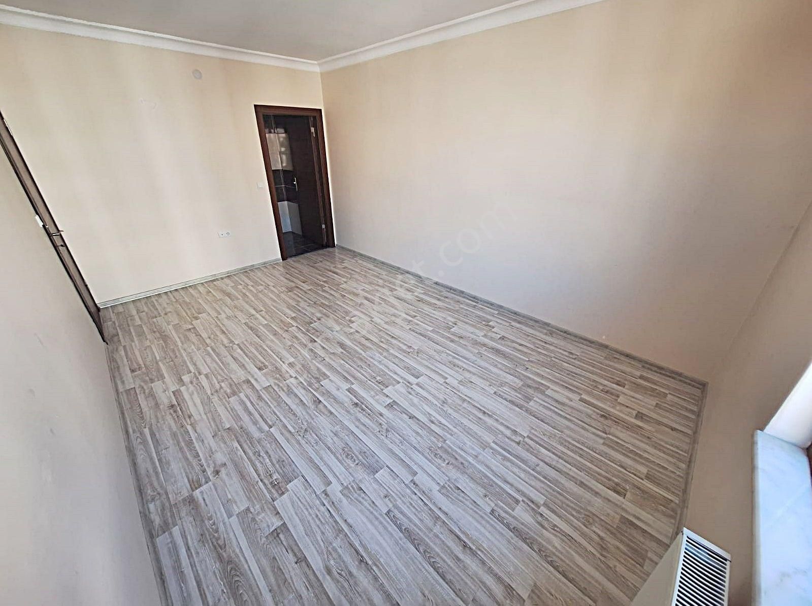 Cihandan Burç Mah Nülüfer Cadde Üzeri Sevale Çok Yakın 3+1 Daire - Görsel 23